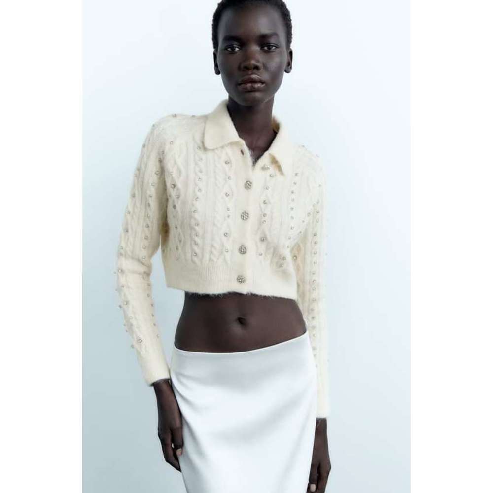 🤍 BEADED CROP KNIT CARDIGAN - Picture 2 of 8